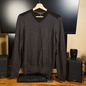 Banana Republic Merino Blend Striped V-Neck Sweater S